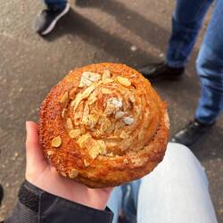 Kirsch Mandel Schnecke