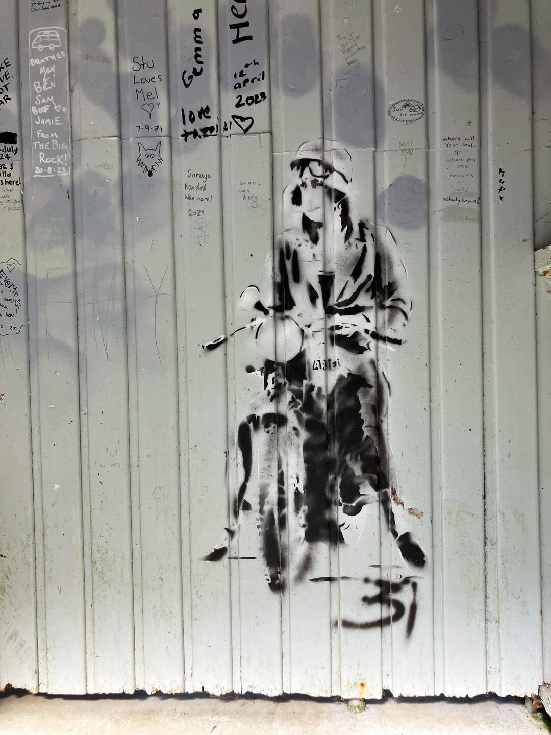 (an einem Rastplatz)