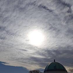 Die Sonne setzt sich ins rechte Licht