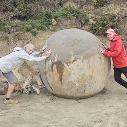 Largest Boulder on the beach