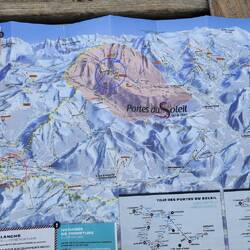 Blue circle is home - red is hot chocolate