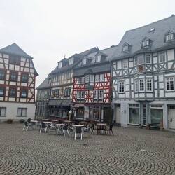 Altstadt, nur uralte Häuser