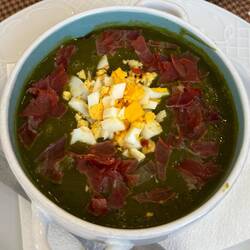 Spinach and bacon soup