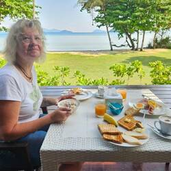 Frühstück am Meer