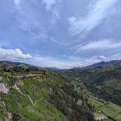 Blick ins Flusstal des Toachi River