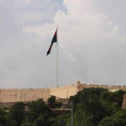 Es gibt ein altes Fort der Portugiesen