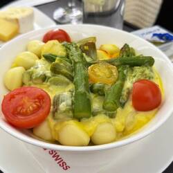 Gnocchi mit Safransauce & Spargel