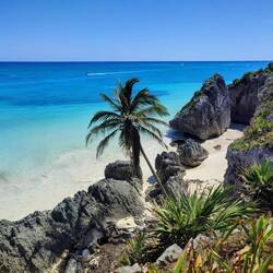 Playa Ruinas, Zona Arqueológica