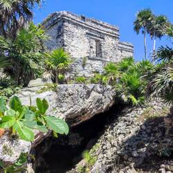 Casa del Cenote, Zona Arqueológica