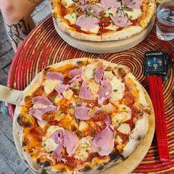 lecker Pizza anstelle von Nudelsuppe