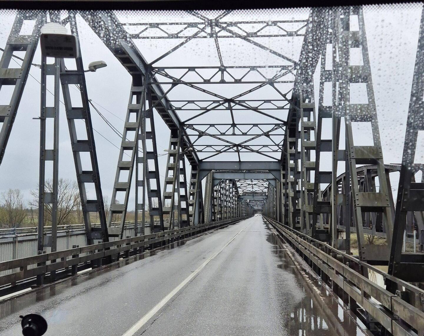 Brücke über den Po