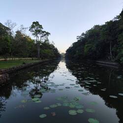 Wassergraben in den Vorgärten Sigiriya
