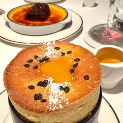 Fruchtiges Soufflée und Crème Brulée mit Safran & Kardamom