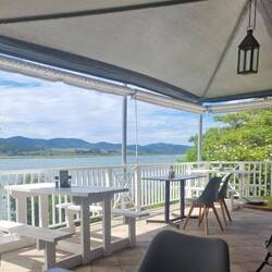 The beautiful setting of Lake View Restaurant