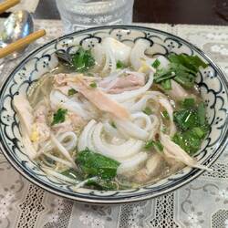 Chicken phô