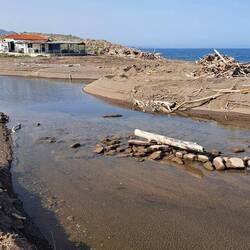 Kirinthos Beach