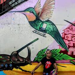 Another part of the same graffiti...