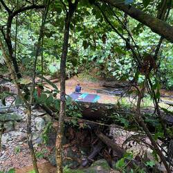 Tanja vorem Zmorge a oisem Fluss vor de Base ☺️