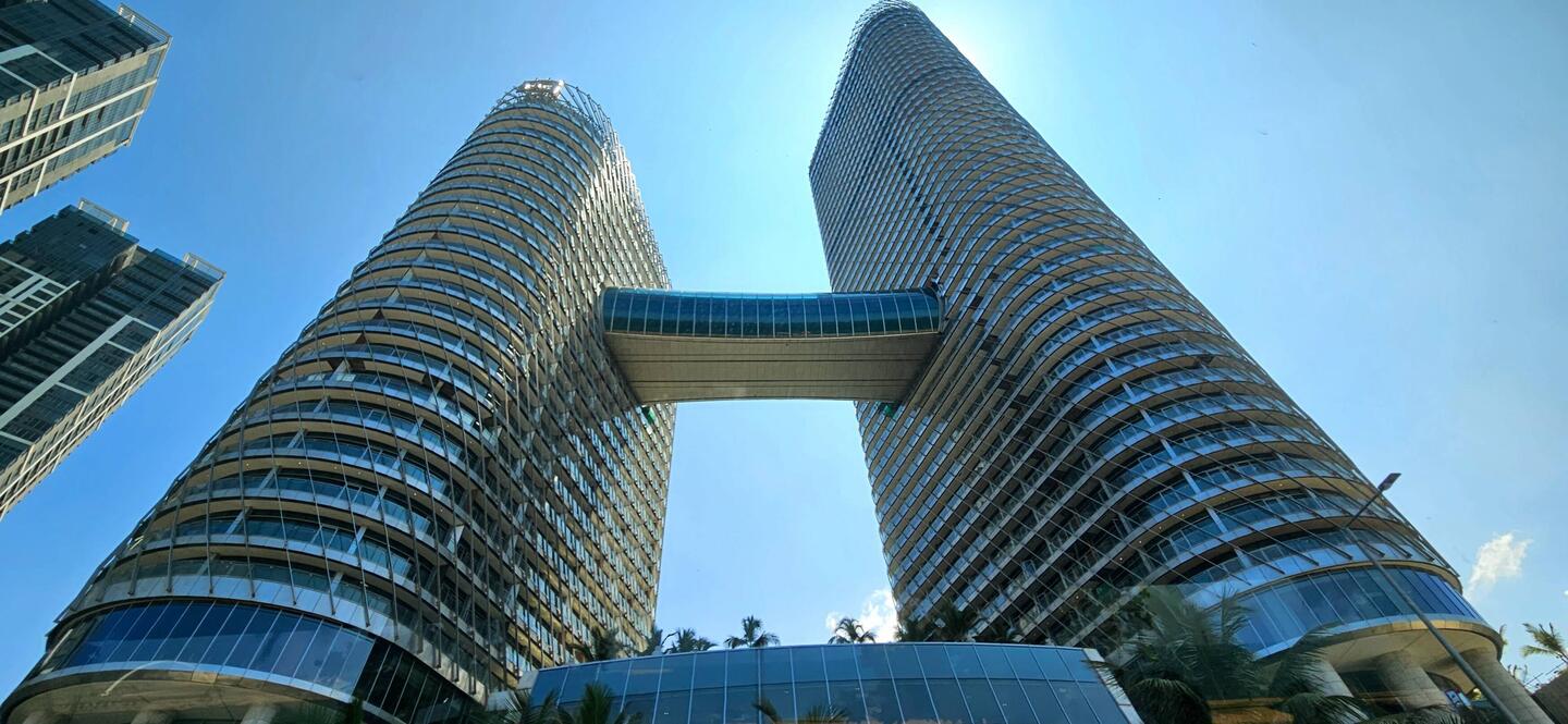 Colombo has plenty of modern architecture