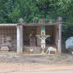 Manche Leute haben schon interessante, aufwendige Gräber