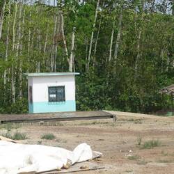 Man sieht hier fast überall solche Waagen, vermutlich für die Ernte