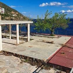 Loutra Edipsou heisse Quellen Hotelruine