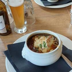 Leckere Zwiebelsuppe