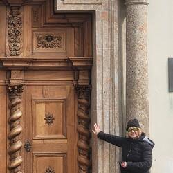 Jomar in church close-up.