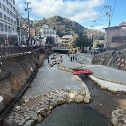 The wandering river through Arimo Onsen