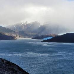 Lago Gray