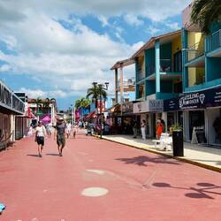 Heritage Quay Complex