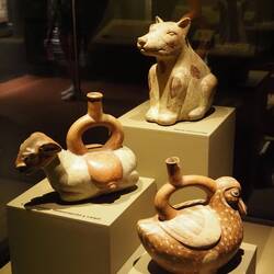 Keramik aus dem Grab des Fürsten von Sipan