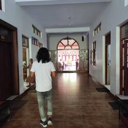 Blick auf die Aula und Administration