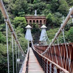 "Puente de Occidente" Bridge.