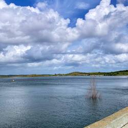 Für kurze Zeit öffnet sich die Wolkendecke