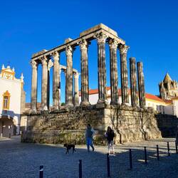 Am höchsten Punkt ist der römische Dianatempel.