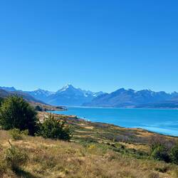 Lake Pukaki en route to Mount Cook