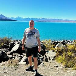 Lake Pukaki first view to Mount Cook
