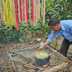 ...und gekocht und anschliessend zum Trocknen aufgehängt