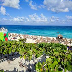 Playa Delfines, Cancún