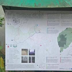 Es gibt hier ein gut ausgeschildertes Wanderwegenetz