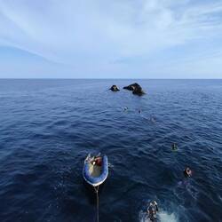 Dive entry at Hin Daeng