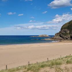 Rechts ein schlafender Hund. 😆