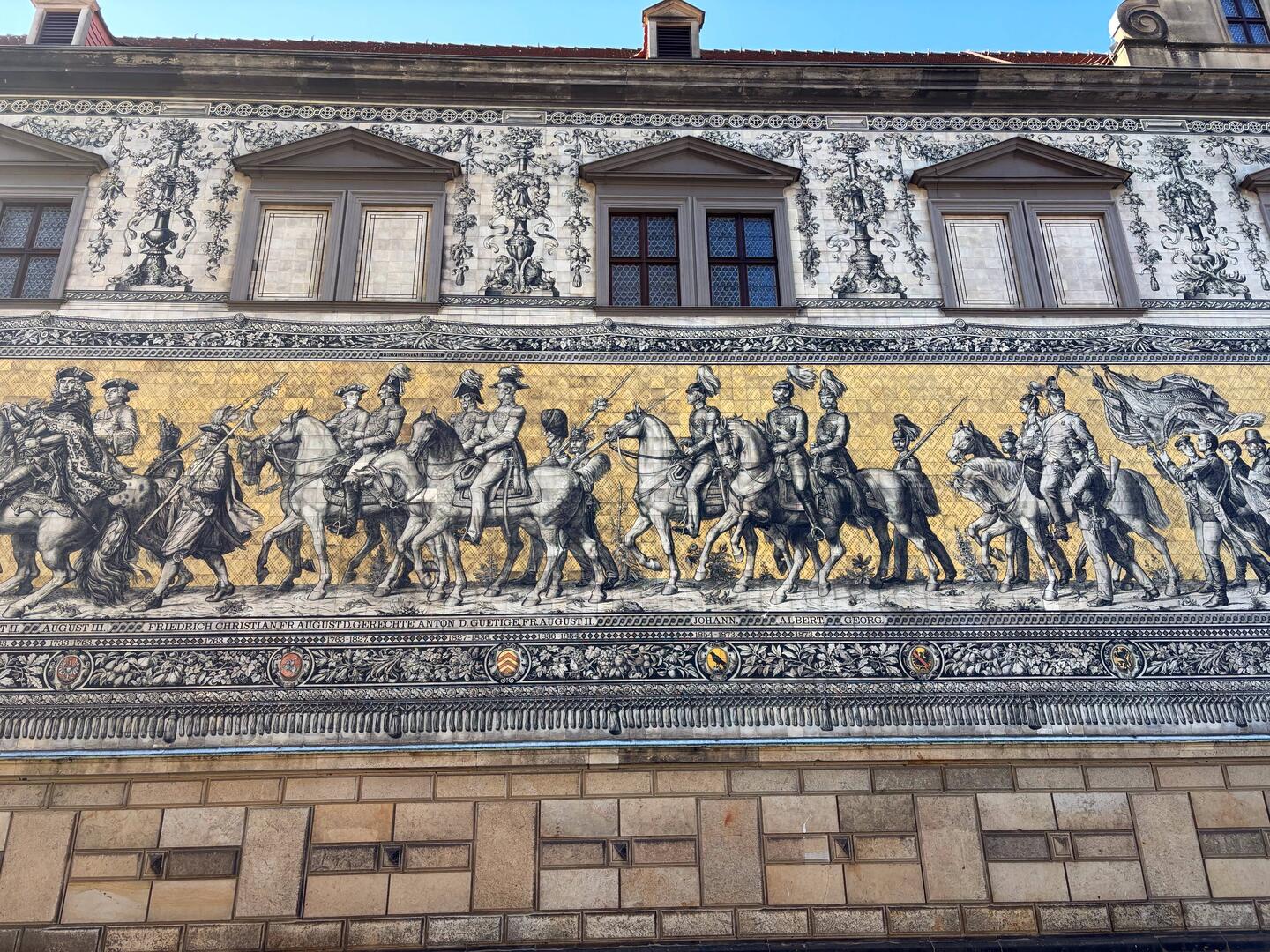 Murale corteo dei principi