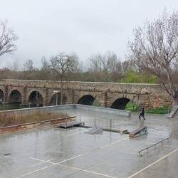 Schöne römische Brücke.