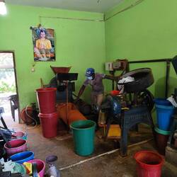 Nicht zu nah gehen, es brennt !