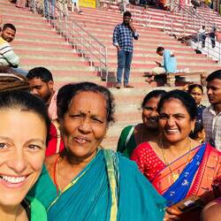 random strangers wanting random pictures 😂