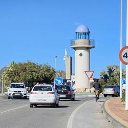 Brauchen spanische Autofahrer auch Leuchttürme 😅
