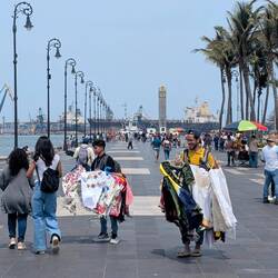 Rund um die Hafenpromenade