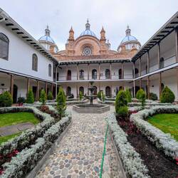 Im Innenhof des Seminars